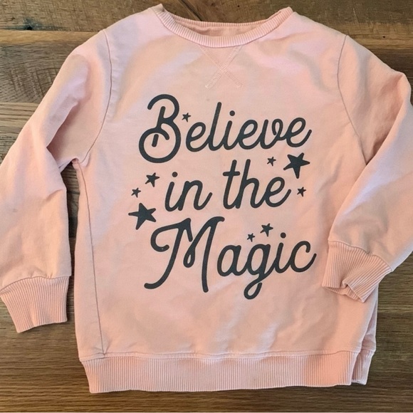 theeverco Believe in the Magic crew sweatshirt - Picture 2 of 2